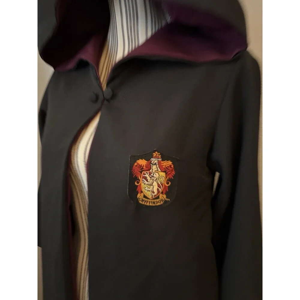 Gryffindor Adult Size XXS Wizarding World of Harry Potter Universal Studios Robe